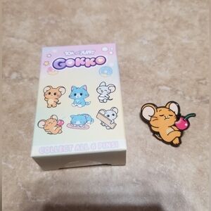 Tom & Jerry Gokko Pin: Jerry With Cherry